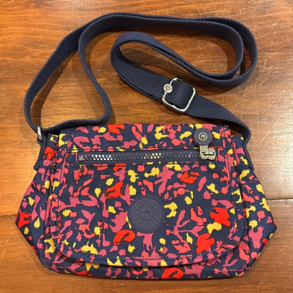 NWOT Kipling Multicolor Johanna Nylon With Adjustable Strap Crossbody Purse NEW